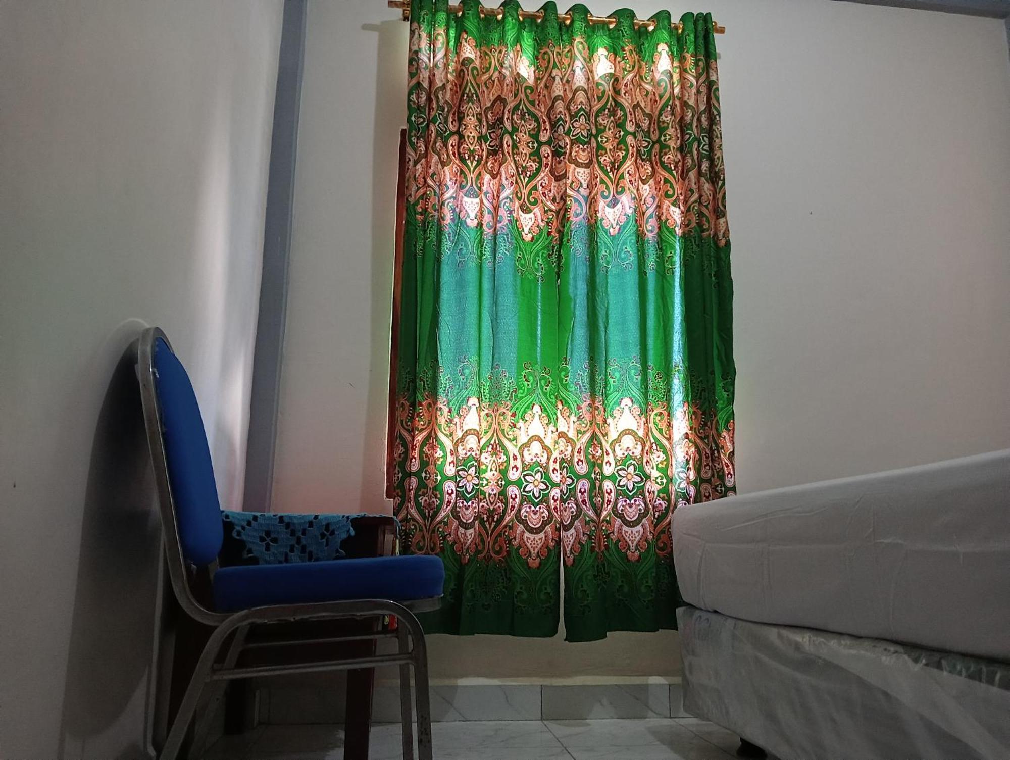 Yusilver Guest House Labuan Bajo Exteriör bild